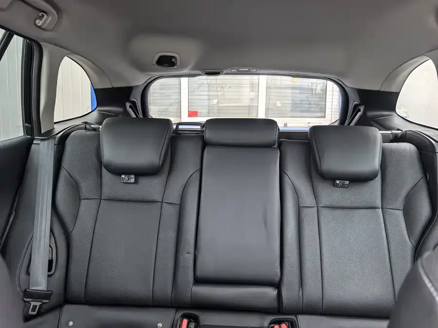 Subaru Outback Outback 2022 2.5i Ultimate Edition EyeSight 2022 — миниатюра 4