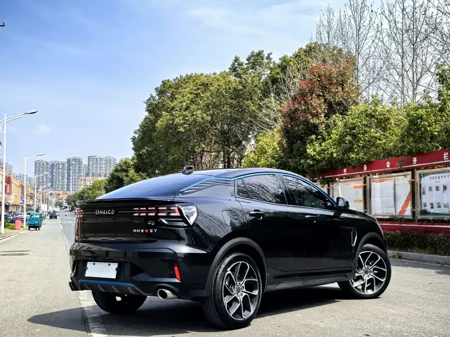 Lynk & Co 05 Lynk & Co 05 2022 2.0TD two-wheel drive shines Halo 2022 — миниатюра 2