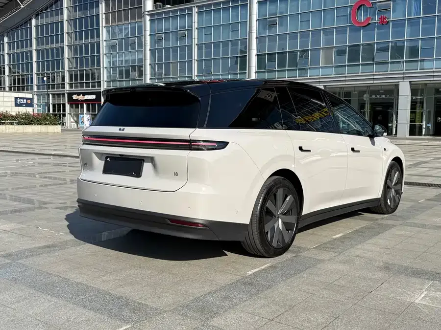 Li Ideal i8 Ideal i8 2025 Standard Edition 2025 — миниатюра 2