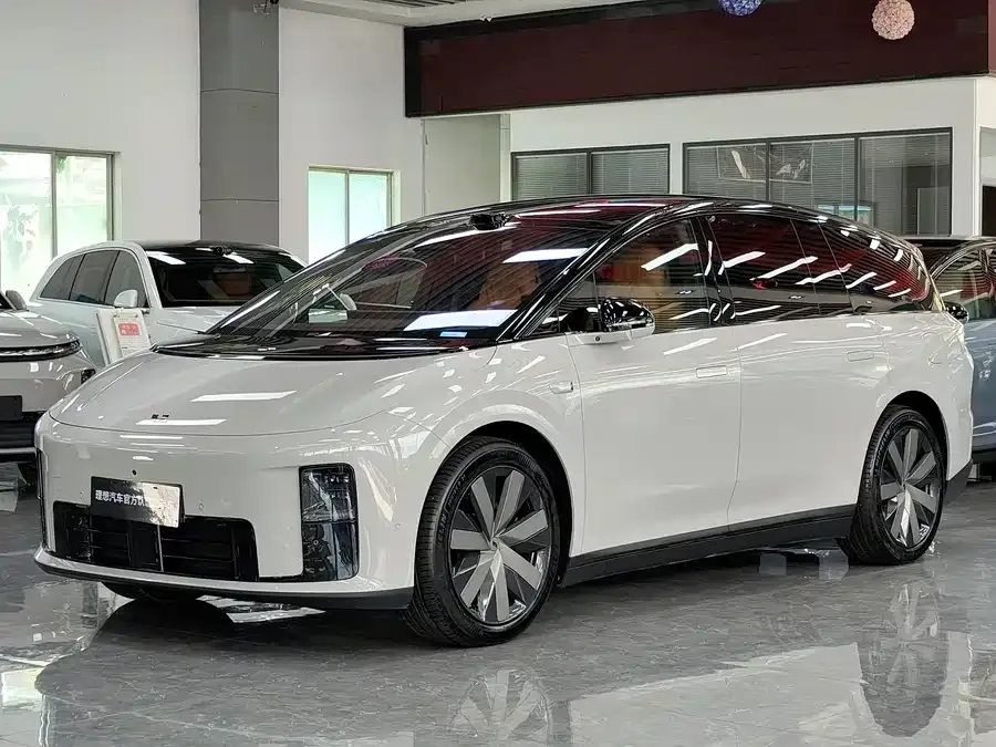 Li Ideal i8 2025