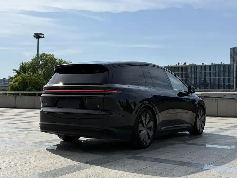 Li Ideal i8 Ideal i8 2025 Standard Edition 2025 — миниатюра 2