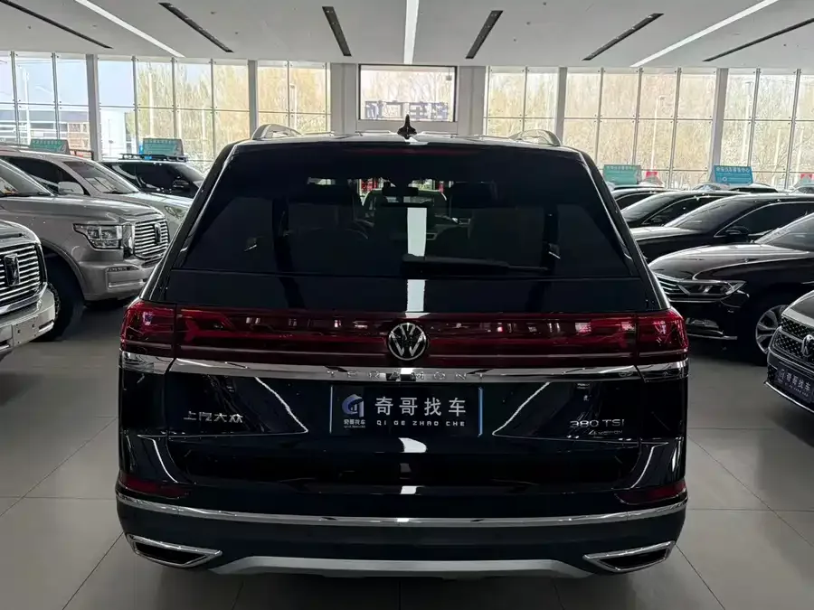 Volkswagen Teramont 2023 Touron 380TSI 4WD Luxury Edition 2024 — миниатюра 4