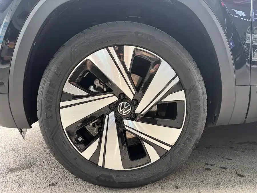Volkswagen Teramont 2024 Touron 380TSI 4WD Luxury Edition 2024 — миниатюра 2