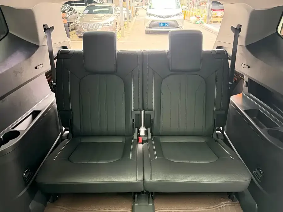 Volkswagen Teramont 2024 Touron 380TSI 4WD Luxury Edition 2024 — миниатюра 5