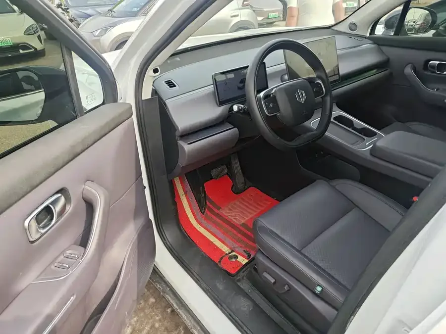 Leapmotor C10 Leapmotor C10 2026 605 Enjoy Edition 2025 — миниатюра 2