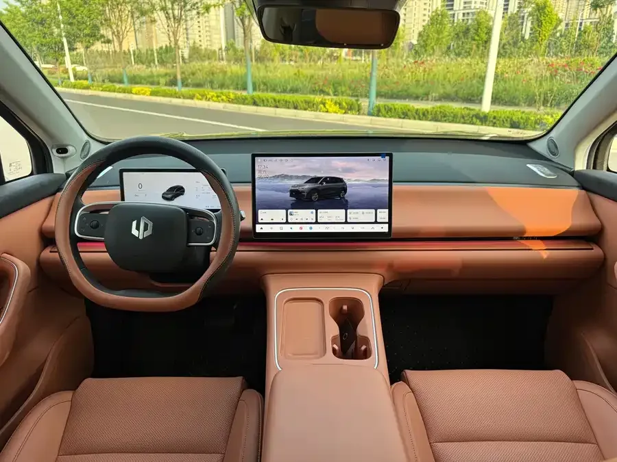 Leapmotor C10 Leapmotor C10 2026 605 Enjoy Edition 2025 — миниатюра 2