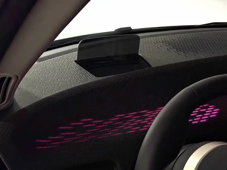 MINI electric COOPER Electric MINI COOPER 2024 Model 452km COOPER SE Artist 2024 — миниатюра 5