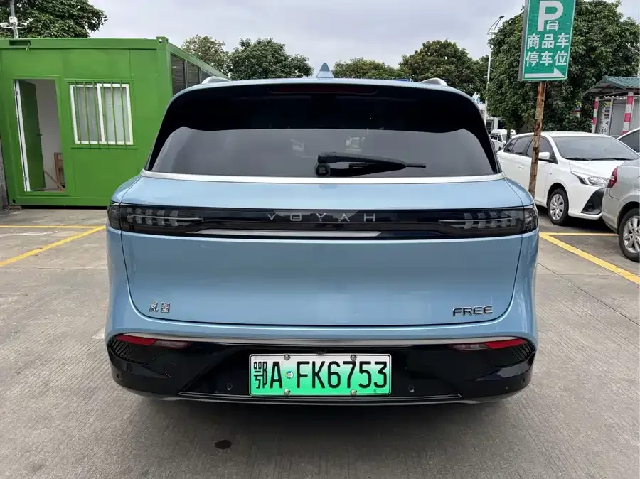 Voyah Lantu FREE Lantu FREE 2021 four-wheel drive standard extended range version 2022 — миниатюра 2