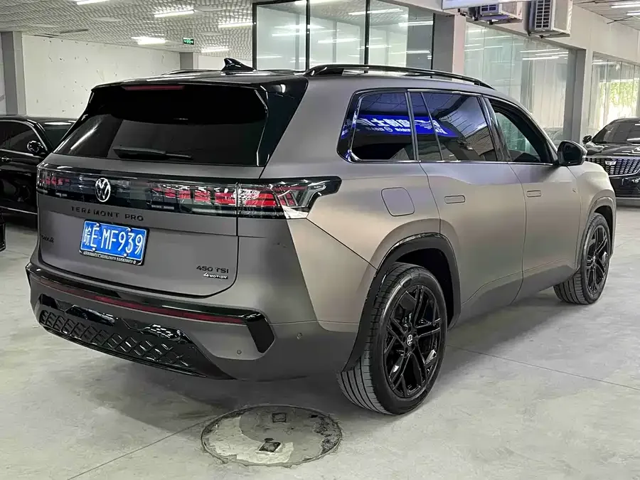 Volkswagen Teramont 2025 Touron Pro 450TSI 4WD Summit Edition 2025 — миниатюра 3
