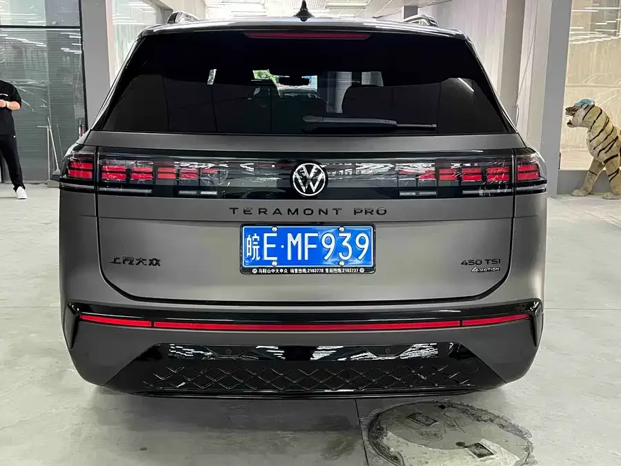 Volkswagen Teramont 2025 Touron Pro 450TSI 4WD Summit Edition 2025 — миниатюра 5