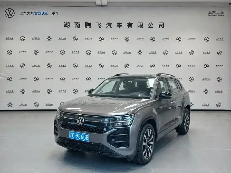 Volkswagen Teramont 2025 Touron Pro 450TSI 4WD Summit Edition 2025 — миниатюра 4