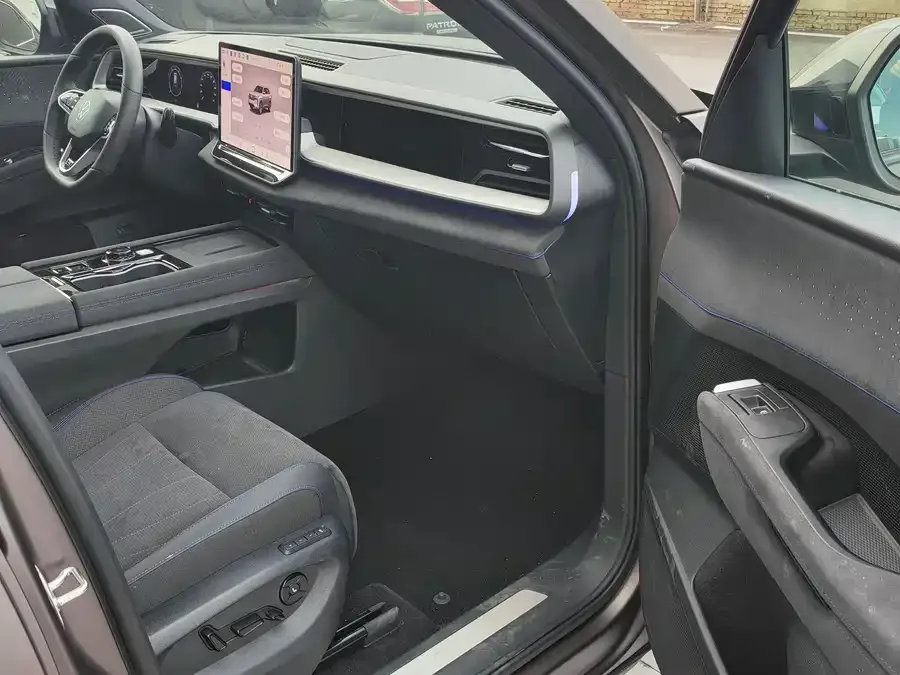 Volkswagen Teramont 2025 Touron Pro 450TSI 4WD Summit Edition 2025 — миниатюра 5