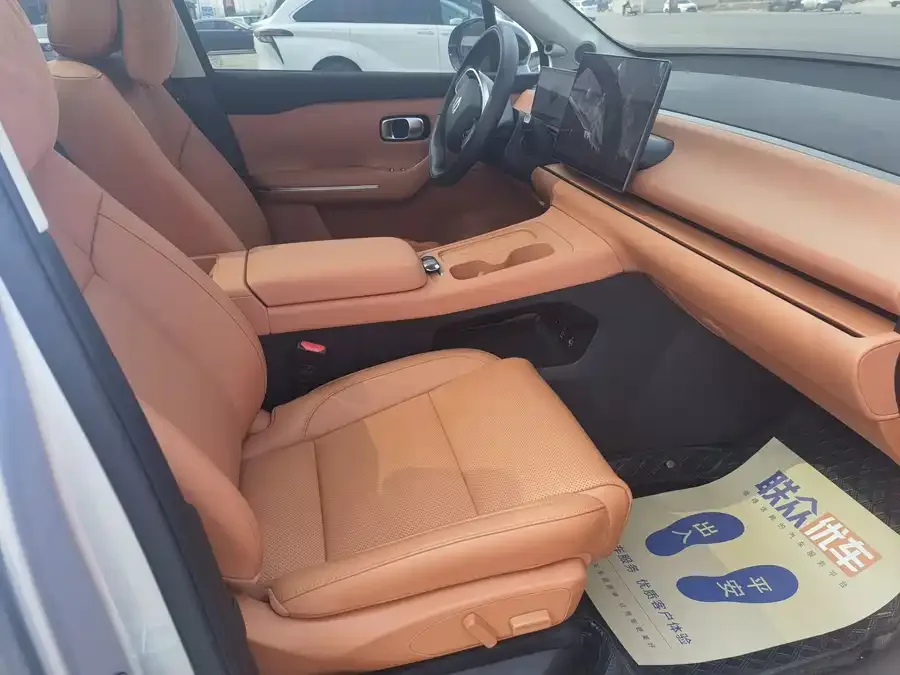 Leapmotor C16 Leapmotor C16 2024 Extended Range 200 Smart Edition 2024 — миниатюра 3