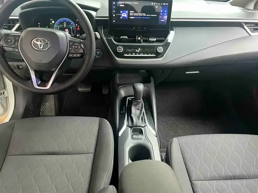 Toyota Corolla Corolla 2023 1.8L Intelligent Electric Hybrid Dual Engine Pioneer Edition 2023 — миниатюра 4