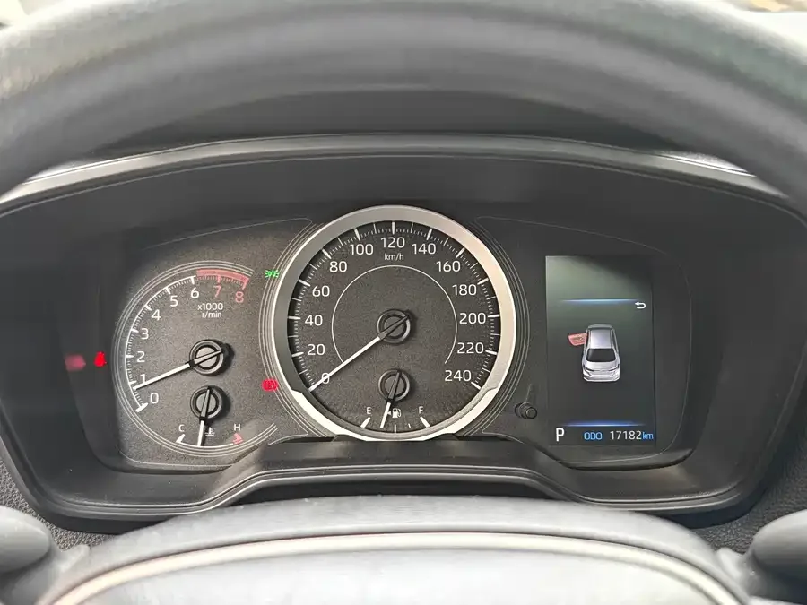Toyota Corolla Corolla 2021 1.2T S-CVT Elite Edition 2023 — миниатюра 5