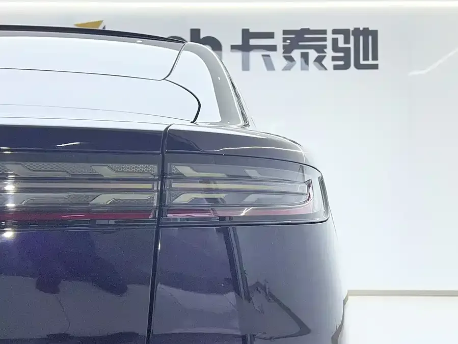 Voyah Lantu light chasing VOYAH 2024 PHEV 4WD Ultra-Long-Range Flagship Edition 2024 — миниатюра 5
