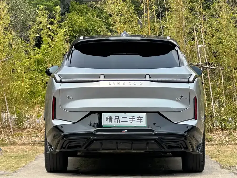 Lynk & Co 08 EM-P Lynk & Co 08 EM-P 2023 model 120km long range Halo 2024 — миниатюра 5