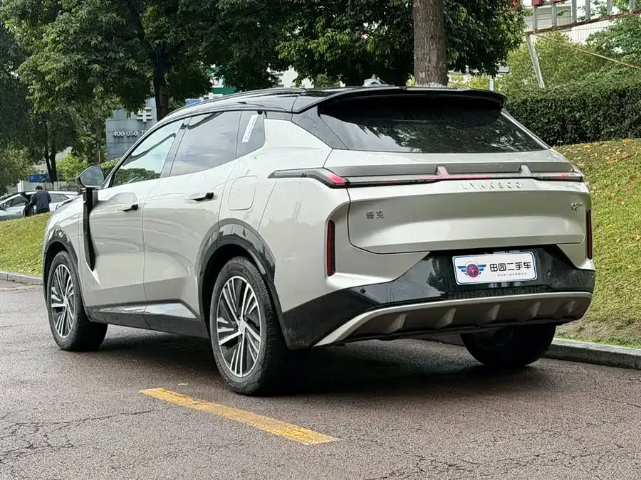 Lynk & Co 08 EM-P Lynk & Co 08 EM-P 2023 model 120km long range Halo 2024 — миниатюра 4