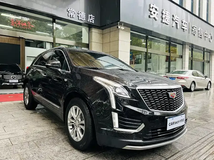 Cadillac XT5 2023 2.0T 2WD Fashion Edition 2024 — миниатюра 4