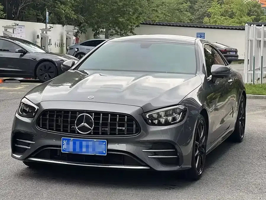 Mercedes-Benz E-Class 2023