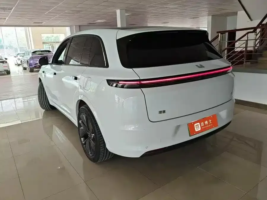 Li Xiang L7 Ideal L7 2023 Pro 2023 — миниатюра 3