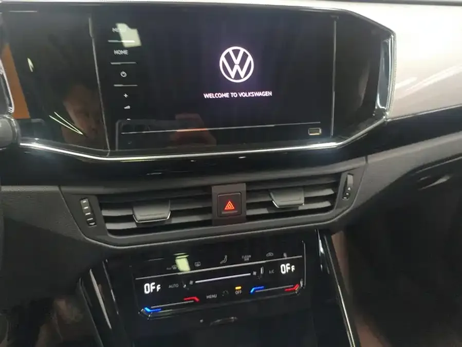 Volkswagen Tayron Tanyue 2021 280TSI 2WD Luxury Smart Edition 2022 — миниатюра 4