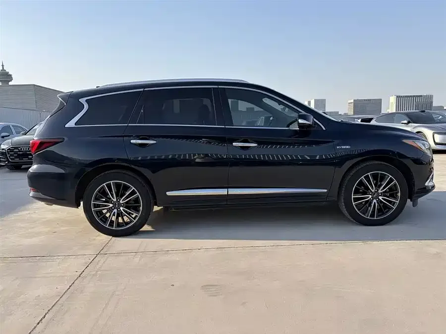 Infiniti QX60 2020 2.5 S/C Hybrid Two-wheel drive Excellent Edition 2022 — миниатюра 2