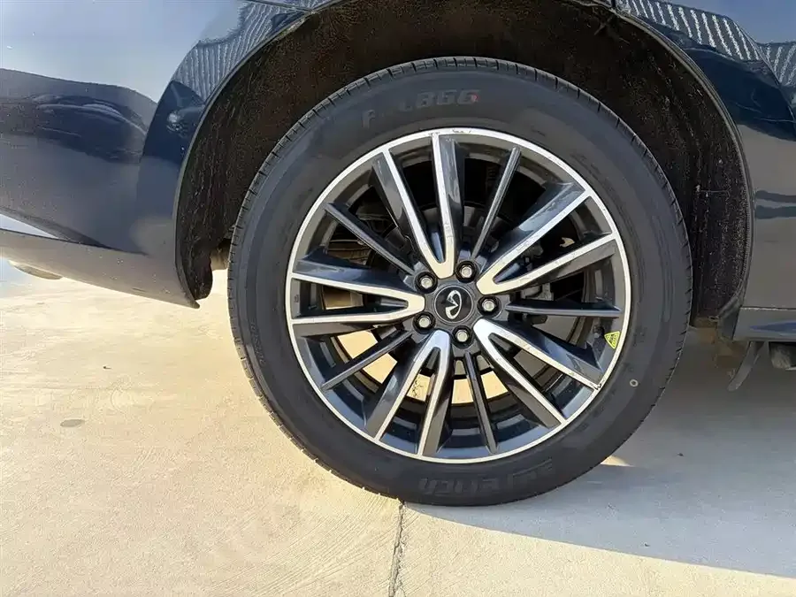 Infiniti QX60 2020 2.5 S/C Hybrid Two-wheel drive Excellent Edition 2022 — миниатюра 5