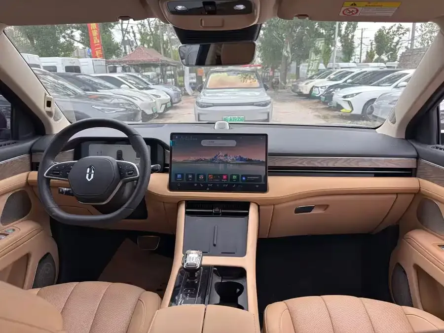 AITO M7 QM7 2022 1.5T 4WD Flagship Edition 2022 — миниатюра 2