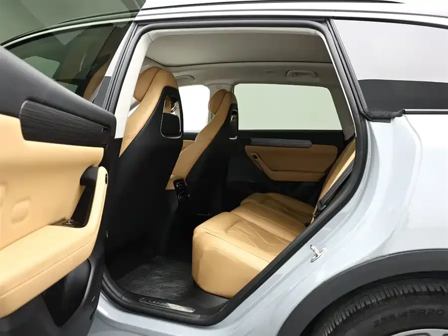 Leapmotor C11 Leapmotor C11 2024 Pure Electric 580 Premium Edition 2024 — миниатюра 4