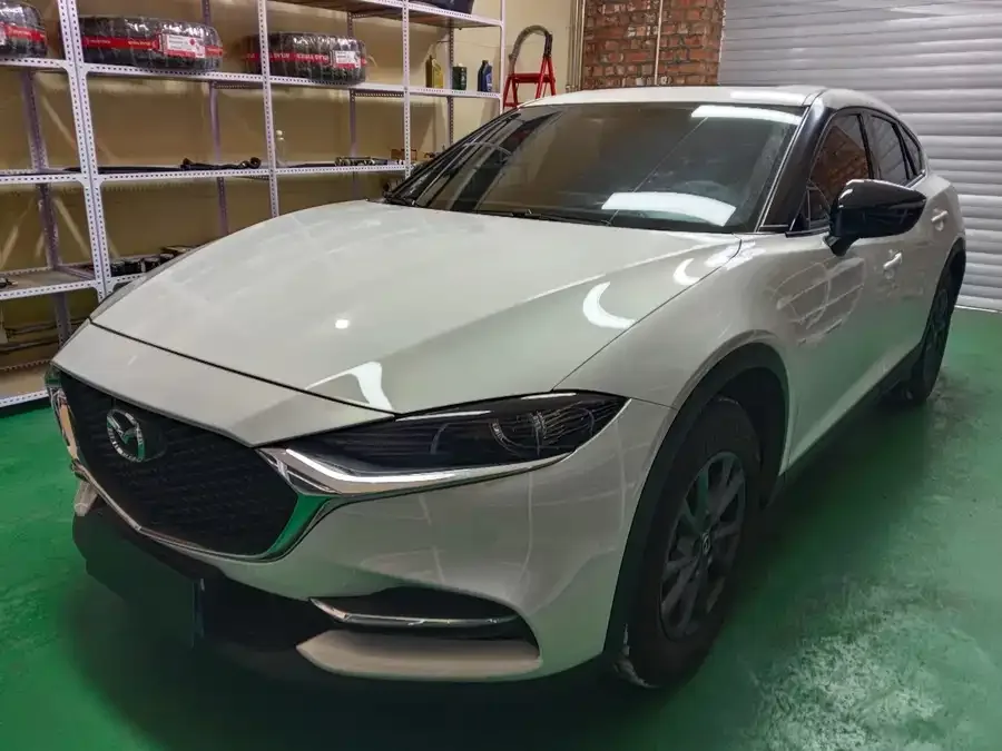 Mazda CX-4 2023