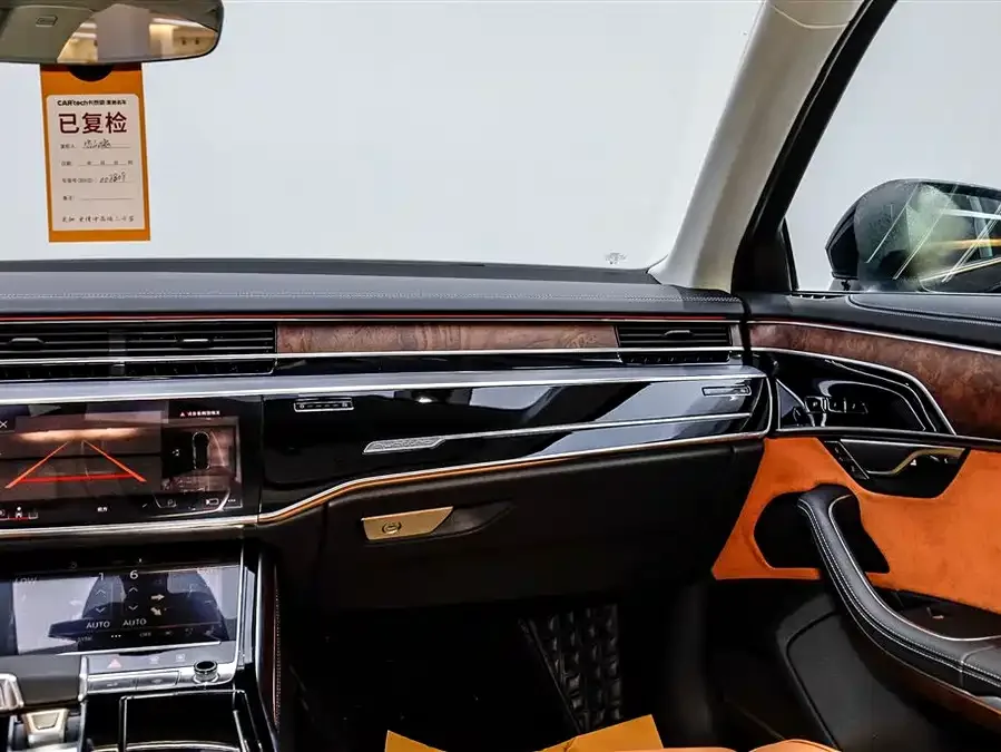 Audi A8 2024 A8L 50 TFSI quattro Premium Edition 2024 — миниатюра 2