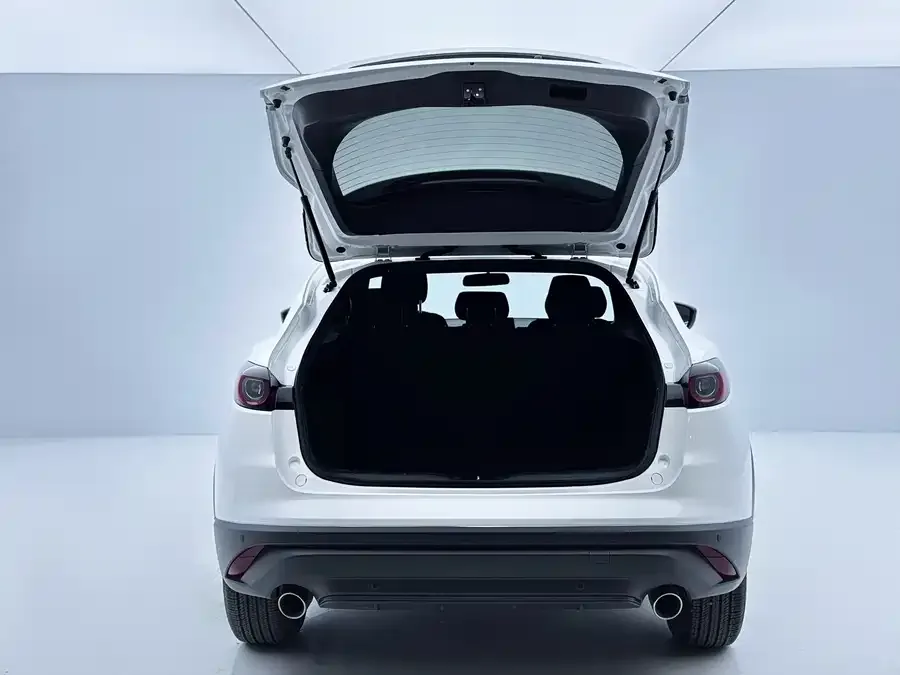 Mazda CX-4 2021 2.0L Automatic 2WD Blue Sky Vitality Edition 2022 — миниатюра 3