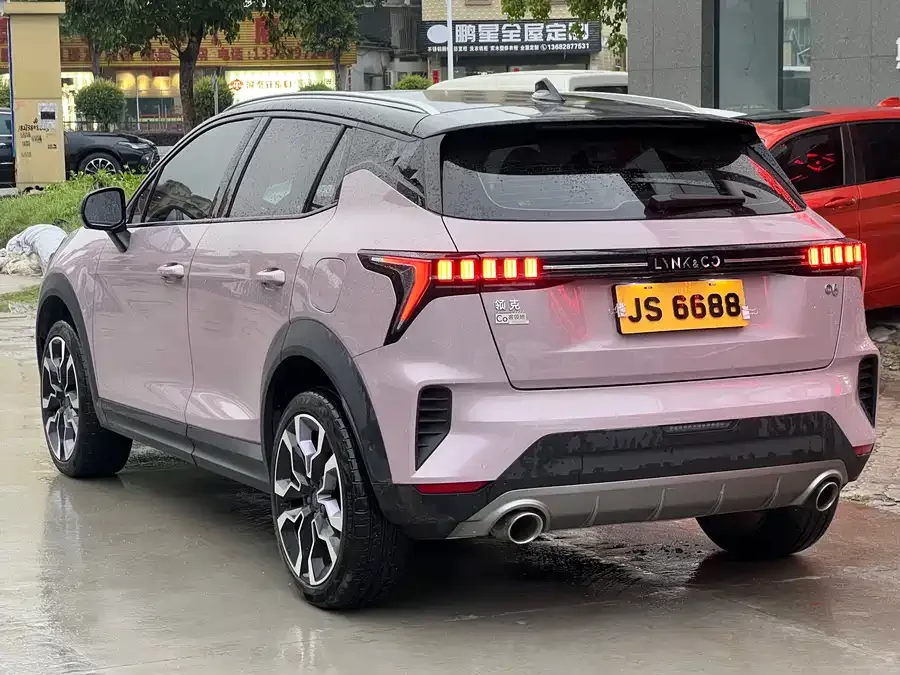 Lynk & Co 06 Lynk & Co 06 2023 Remix 1.5T Shero 2022 — миниатюра 3