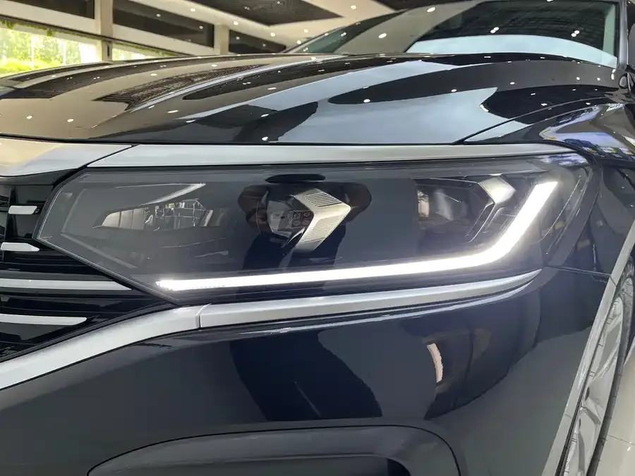 Volkswagen Passat Passat 2023 280TSI Business Edition 2023 — миниатюра 3