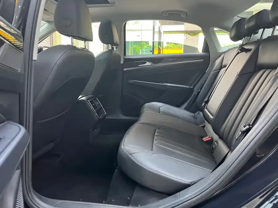Volkswagen Passat Passat 2023 280TSI Business Edition 2023 — миниатюра 4