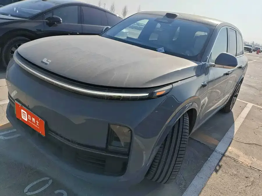 Li Xiang L8 2025