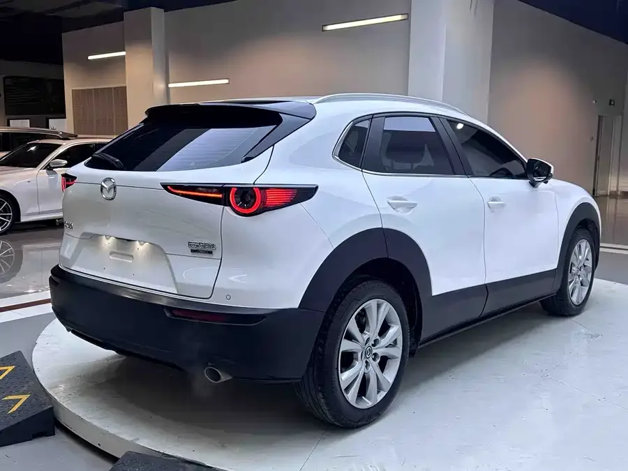 Mazda CX-30 2022 2.0L Automatic Yaoyue Edition 2023 — миниатюра 2