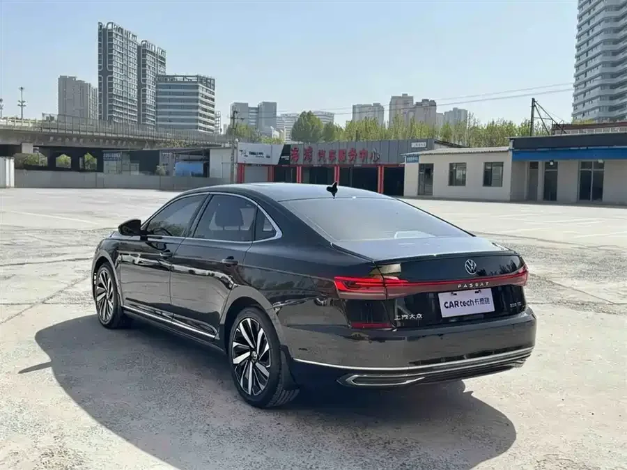 Volkswagen Passat Passat 2022 330TSI Elite Edition 2022 — миниатюра 2