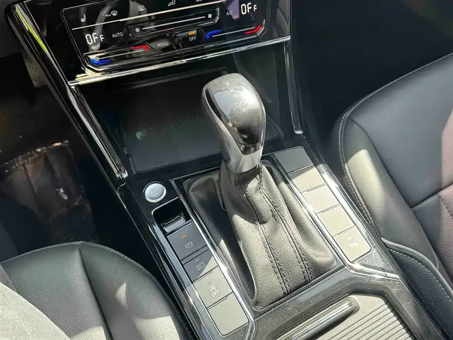 Volkswagen Passat Passat 2022 330TSI Elite Edition 2022 — миниатюра 3