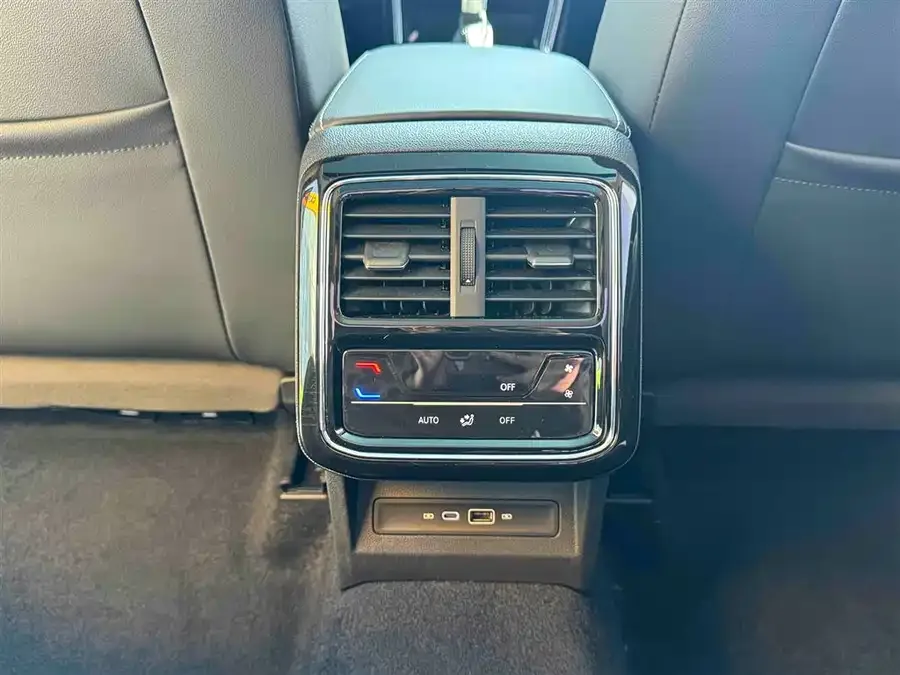 Volkswagen Passat Passat 2022 330TSI Elite Edition 2022 — миниатюра 4