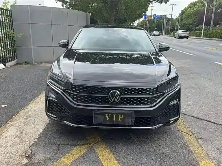 Volkswagen Passat Passat 2022 330TSI Elite Edition 2022 — фото 1, купить с доставкой в Москву
