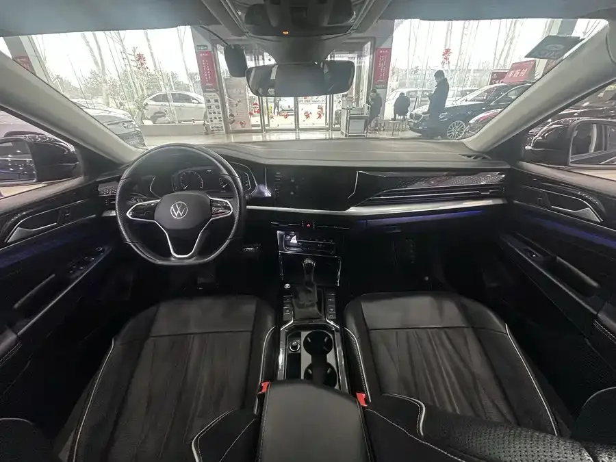Volkswagen Passat Passat 2022 330TSI Starry Sky Deluxe Edition 2022 — миниатюра 3