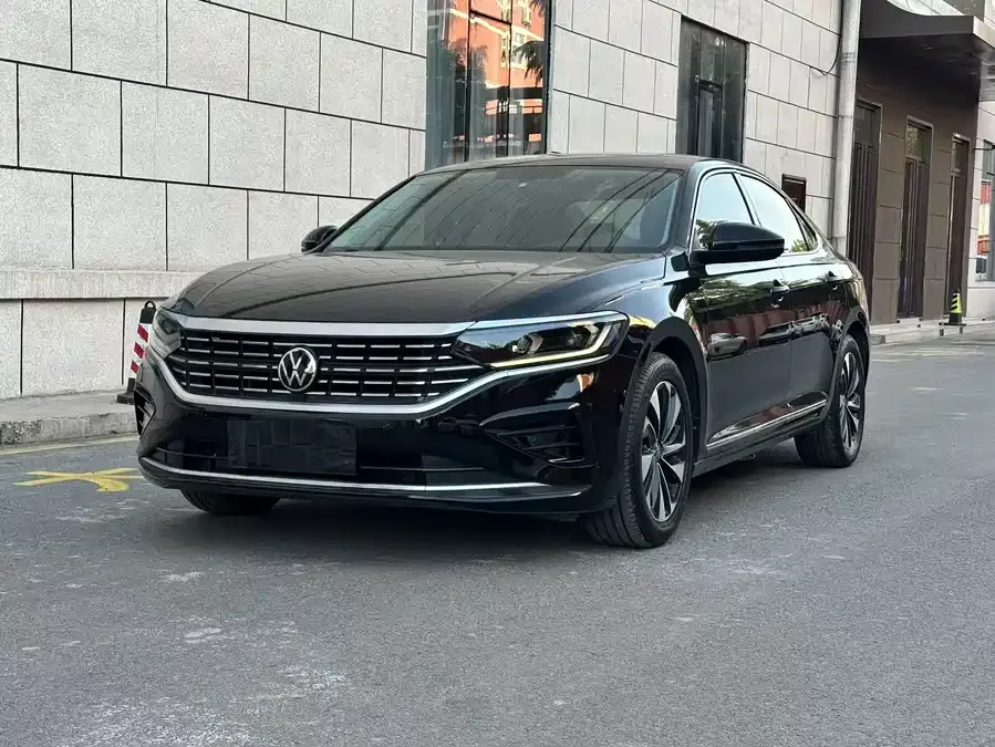 Volkswagen Passat 2022
