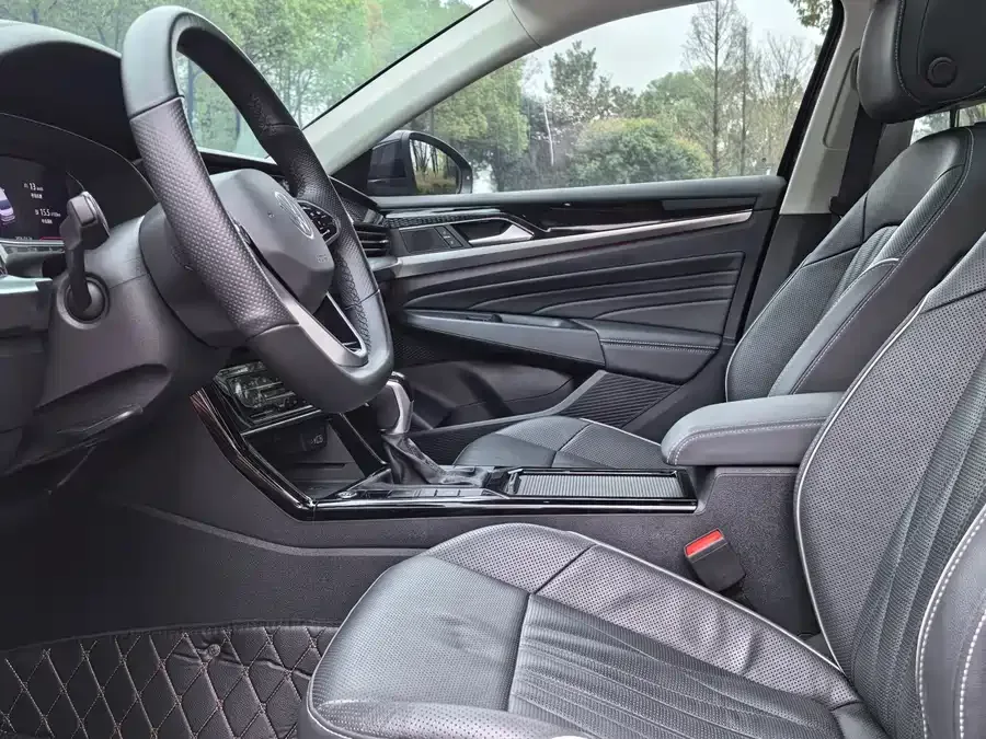 Volkswagen Passat Passat 2023 330TSI Starry Sky Deluxe Edition 2023 — миниатюра 3