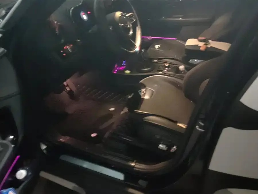 MINI Countryman MINI COUNTRYMAN 2022 2.0T COOPER S ALL4 Black Label Special Edition 2022 — миниатюра 3