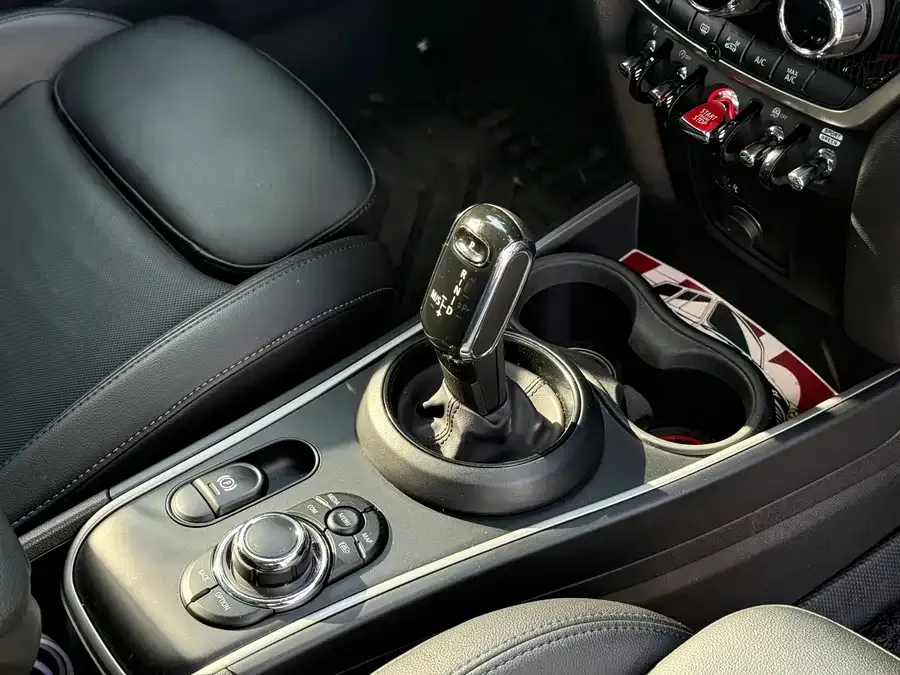 MINI Countryman MINI COUNTRYMAN 2020 2.0T COOPER S 2022 — миниатюра 4