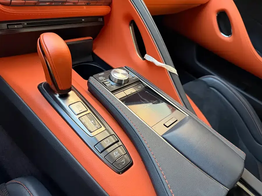 Lexus LC 2020 500h Sport Edition 2022 — миниатюра 5