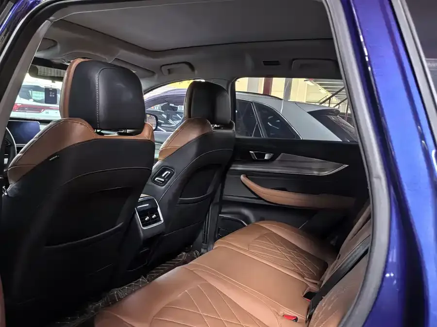 Chery Tiggo 8 PLUS Tiggo 8 PLUS 2021 290TGDI DCT luxury edition 2023 — миниатюра 5