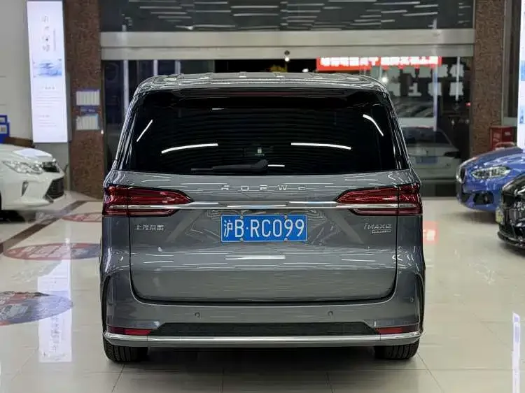 Roewe iMAX8 Roewe iMAX8 2023 400TGI Premium Edition 2023 — миниатюра 2